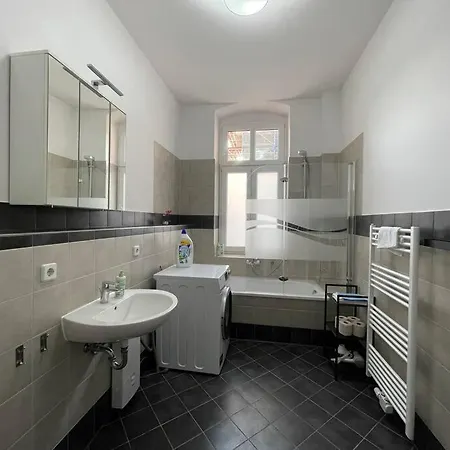 Daire Lucky Ls01 - Vollausstattung - Zentrum - Aufzug - Grosse Kueche - 2 Zimmer - Smart-tv *