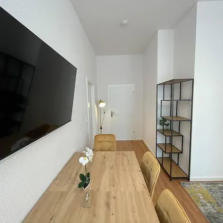 Lucky Ls01 - Vollausstattung - Zentrum - Aufzug - Grosse Kueche - 2 Zimmer - Smart-tv Magdeburg